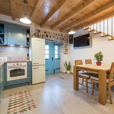 Holiday Home Lipa Nasa Neviđane Zewnętrze zdjęcie